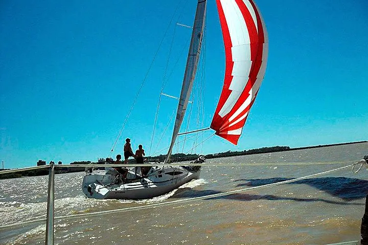 GR 28 con spinnaker